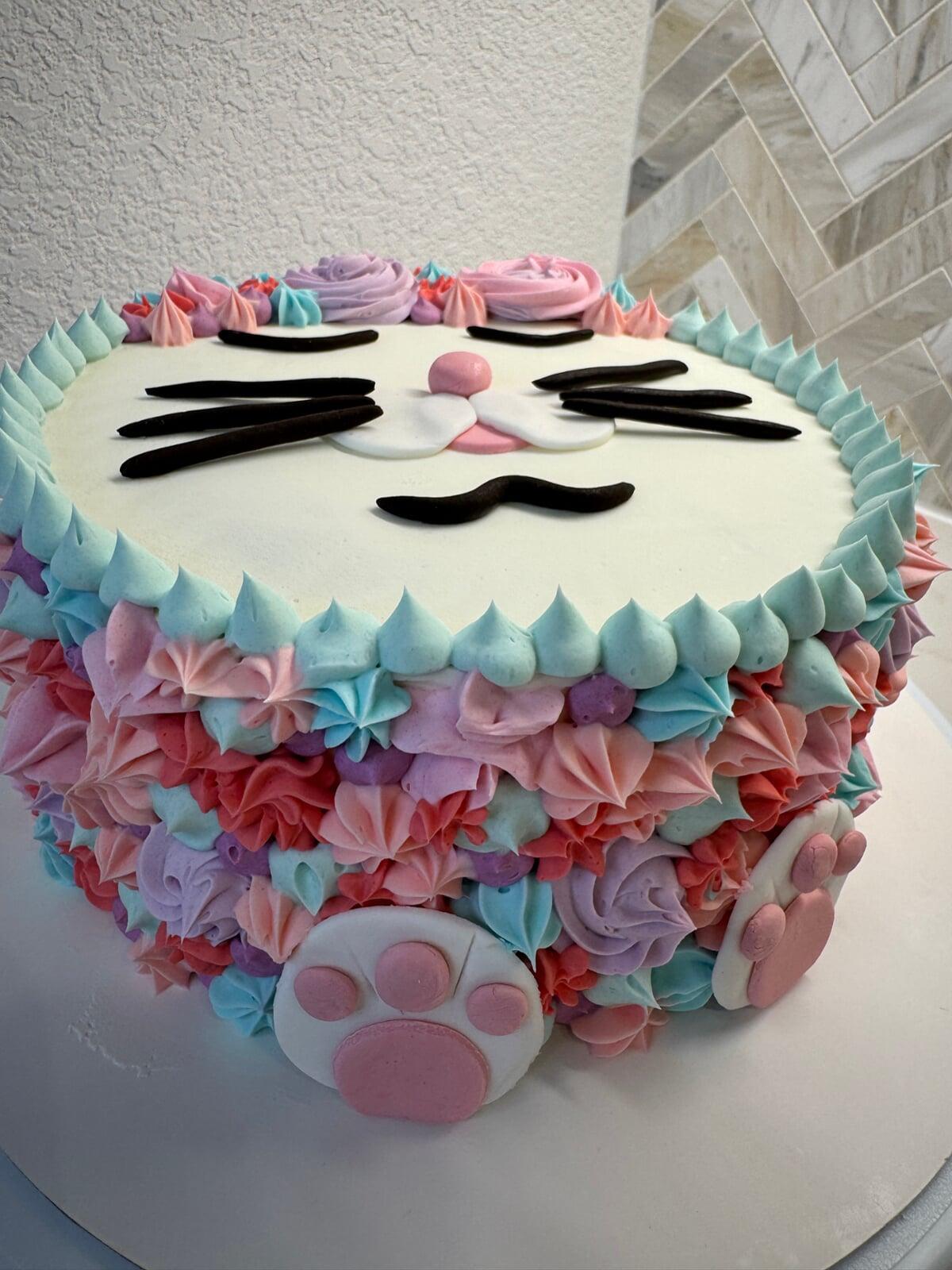 Cat cake
